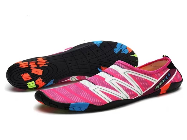 AQUA SHOES